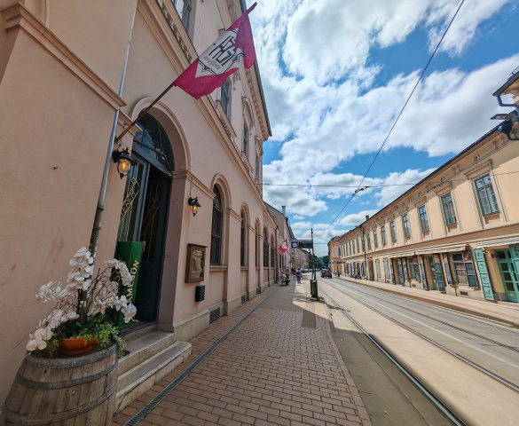Hági Udvar és Étterem