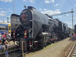 Szegedre érkezett a 424-es gőzmozdony