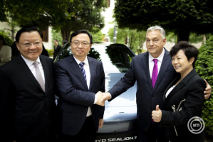 BYD-tárgyalás-a-Karmelita-kolostorban