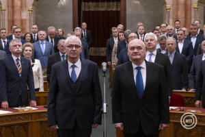 Polt-Péter-Hende-Csaba-alkotmánybírók