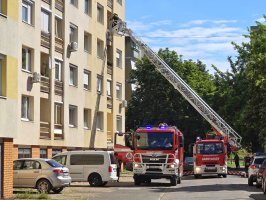 Tűzoltók a Selyem utcában