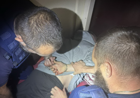 Megkéselte édesanyját egy férfi Szolnokon