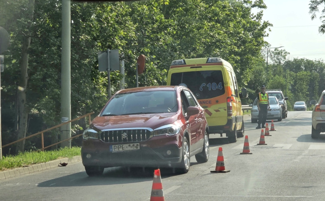 Elütöttek egy gyalogost a Lugas utcában