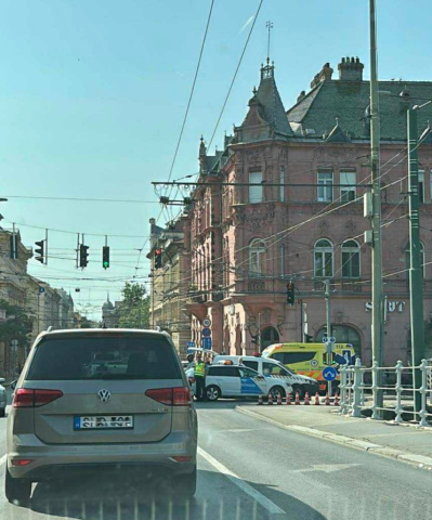 Rosszul lett egy kerékpáros a Belvárosi hídnál