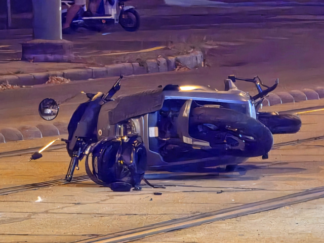 Motoros szenvedett balesetet a Kossuth Lajos sugárúton
