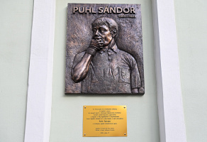 Puhl-Sándor-emléktábla