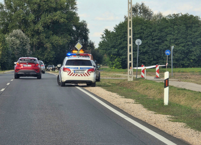 Baleset Domaszék határában, az 55-ös főúton