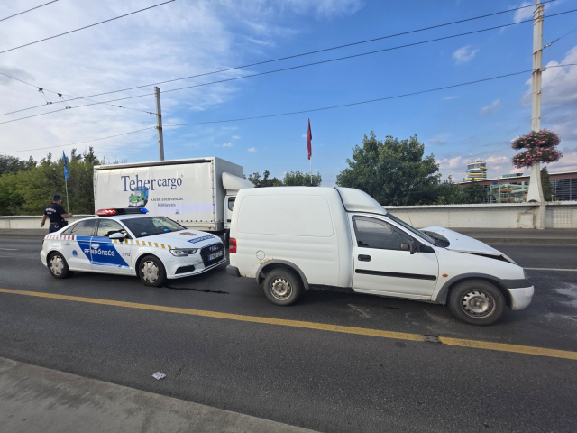 Baleset a Belvárosi hídon
