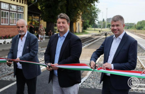 Átadták a Hódmezővásárhely és Orosháza között felújított vasúti pályát