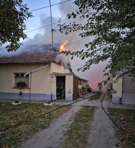 Kigyulladt egy műhely Sándorfalván