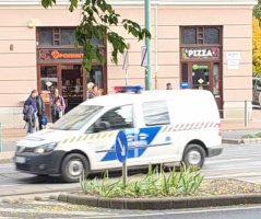Rendőrautó a Tisza Lajos körúton