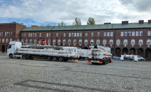 Óriáskerék körhintával