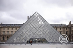 Louvre 