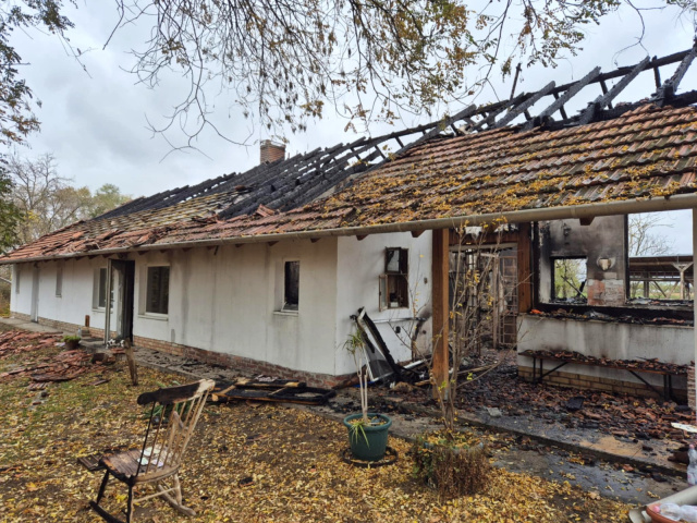 Halálos tanyatűz Domaszéken