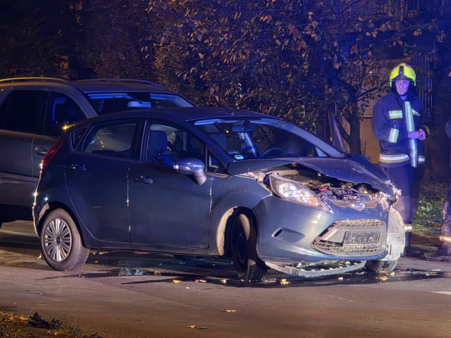 Két személyautó ütközött a Damjanich utcában Szegeden