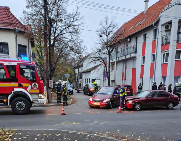 Baleset a Rózsa és a Sándor utca sarkán