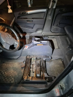 Feltört Opel Zafira 