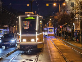 Elindultak a fényvillamosok Szegeden