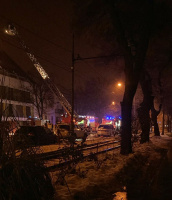 Társasház gyulladt ki a Petőfi Sándor sugárúton
