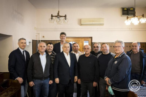 Orbán-Viktor-Mórahalmon
