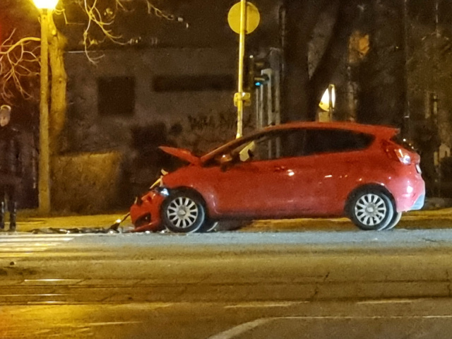 Baleset a József Attila sugárúton