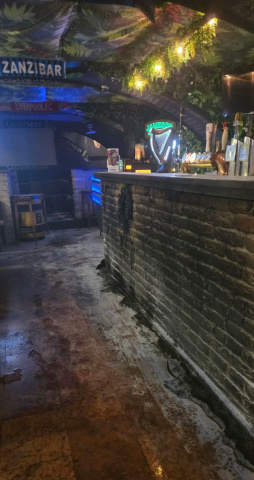Kigyulladt-a-Blues Café & 7-es Megálló