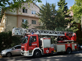 Kisebb tűzeset a Fő fasoron