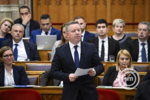 Pósfai Gábor