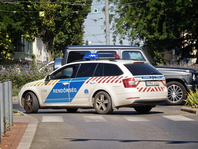 Gyalogost ütött el egy autós a Kelemen utcában