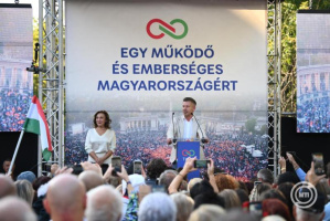 Magyar-Péter-és Rost-Andrea-Szolnokon