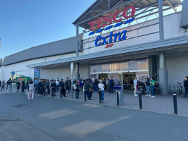 Tesco Extra tűzriadó