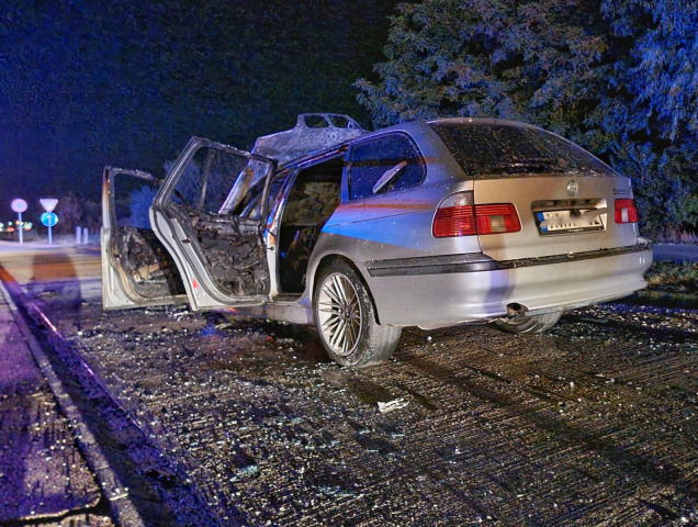 Kiégett egy BMW a 47-es föút Szeged és Algyő közötti szakaszán