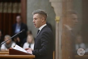 Magyar-Péter-Parlament