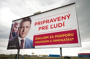 Szlovák elnökválasztás - Robert Fico óriásplakátjain magyarul is megköszönte a rá leadott voksokat