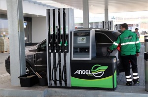 Átadták a szikszói Angel Station - Angel Petrol benzinkutat