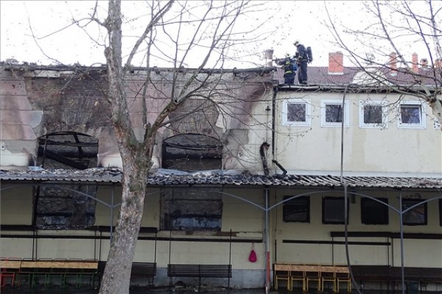 Leégett egy általános iskola tornaterme Szegeden