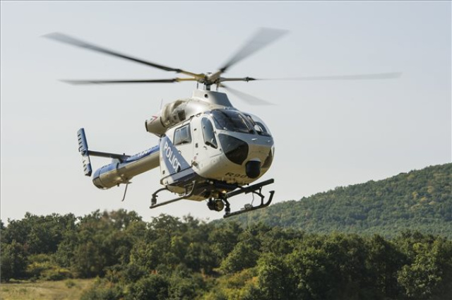 Helikopteres parlagfű-felderítés Heves megyében
