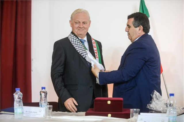Budapest és Betlehem közötti testvérvárosi megállapodást írt alá Tarlós István
