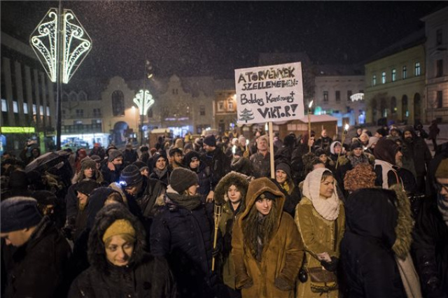 Kormányellenes tüntetés Budapesten