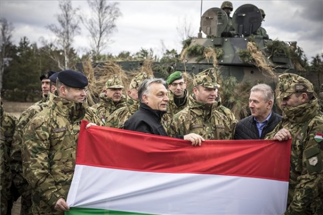 Ünnepség Lengyelországban a NATO-csatlakozás évfordulóján