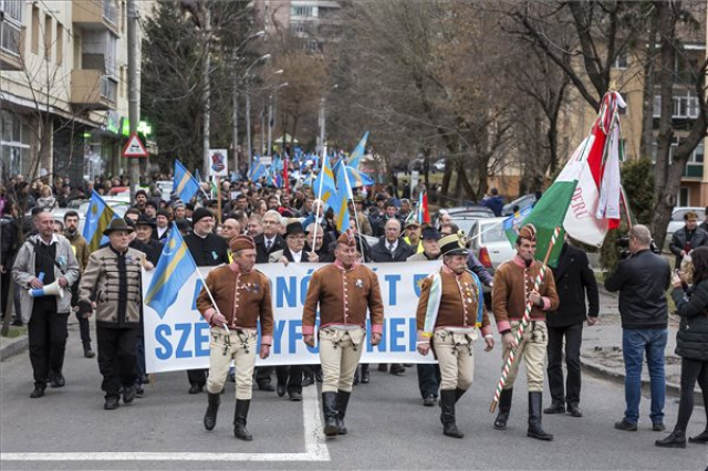 Székely szabadság napja - Székelyföld autonómiájáért tüntettek Marosvásárhelyen