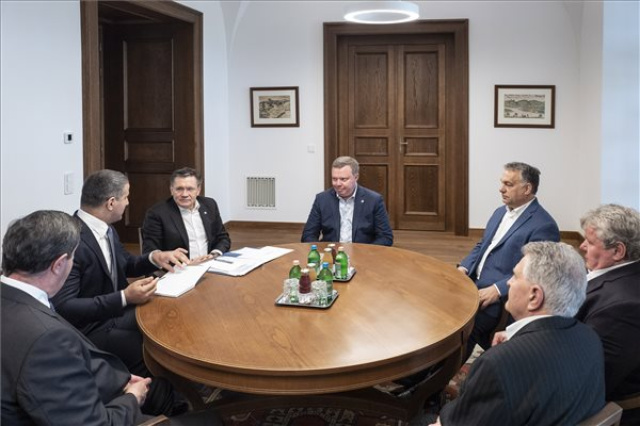 Orbán Viktor a Roszatom vezérigazgatójával tárgyalt
