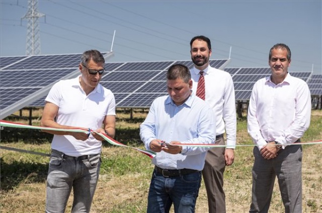 Négymilliárd forintból épültek napelemparkok Felső-Szabolcs két településén