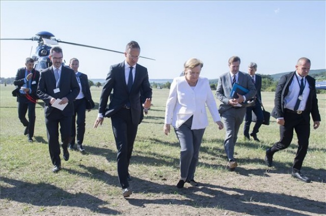 A Páneurópai Piknik 30. évfordulója - Angela Merkel és Orbán Viktor sajtónyilatkozata