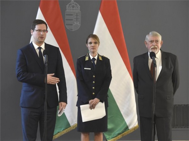 Koronavírus - Kormányzati sajtótájékoztató Budapesten