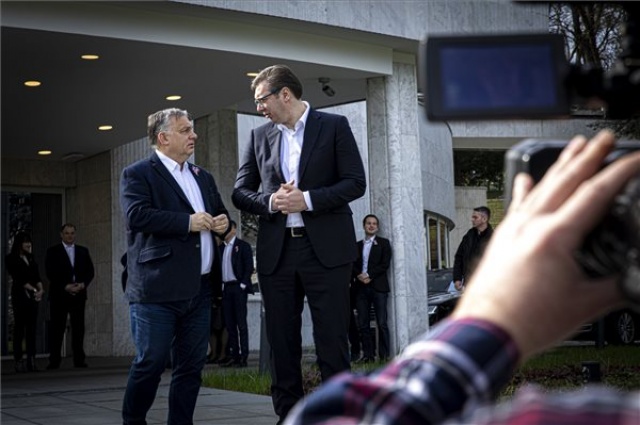 Orbán Viktor Belgrádba utazott 