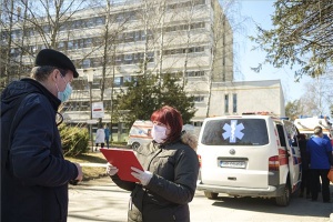 Koronavírus - Romániában egy gyorsabban terjed a járvány