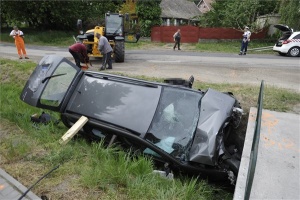 Árokba csúszott egy autó Bényén, a sofőr meghalt