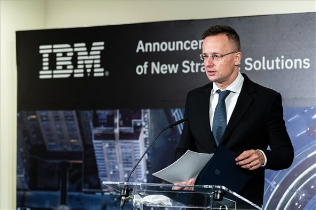 Az IBM 3,5 milliárd forintból, 1 milliárd forintos állami támogatással fejleszti a székesfehérvári informatikai központját