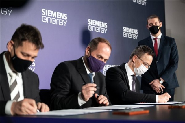 Stratégiai együttműködési megállapodást kötött a kormánnyal a Siemens Energy